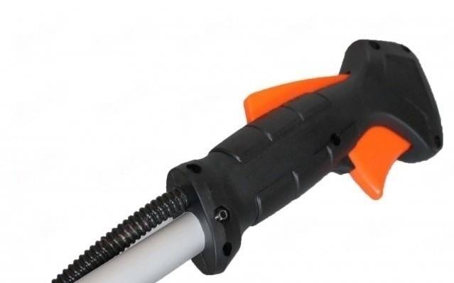 Acceleratie universala motocoasa ergonomic