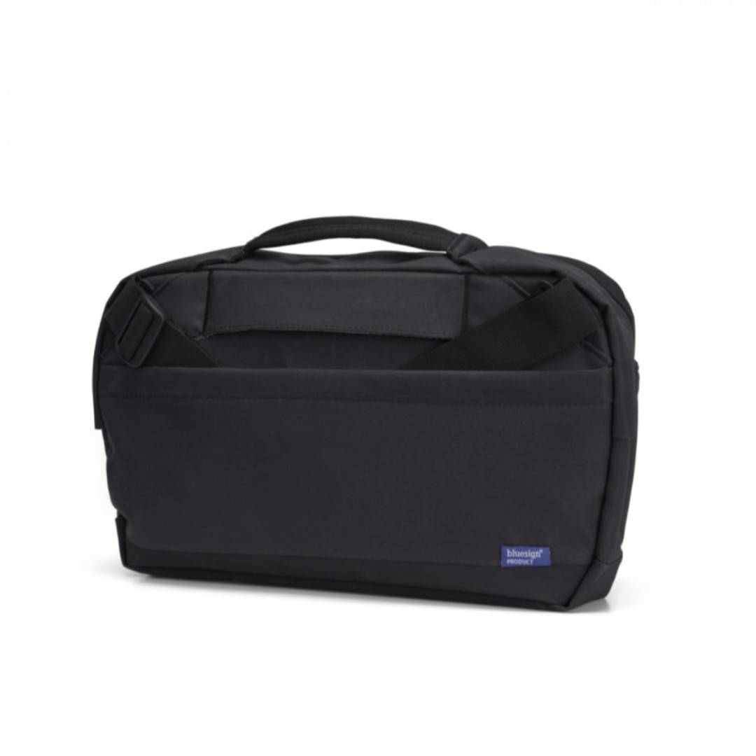Accesoriu Thule Aion Changing Bag - Geanta pentru a transporta toate cele necesare copilului, Black