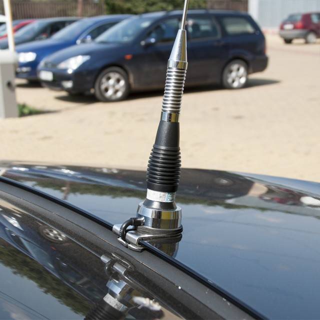 Antena CB PNI ML160 lungime 145 cm cu Suport T941 cu cablu