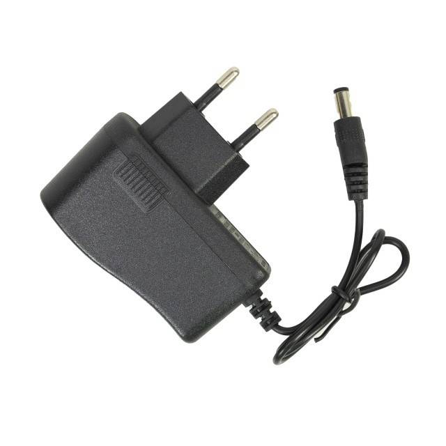Banda LED PNI 2835RGB, RGB, IP65, silicon, lungime 5 metri, cu telecomanda, alimentator 230 V, dimabil, jocuri de lumini, 270 LED-uri tip 2835, 12W