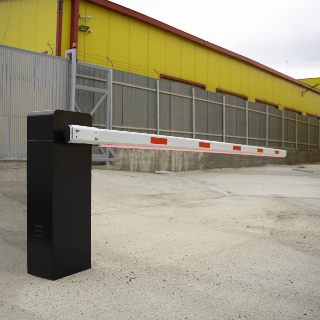 Bariera acces parcare stanga PNI BPL506S cu Led, lungime bariera 6m, telecomanda inclusa