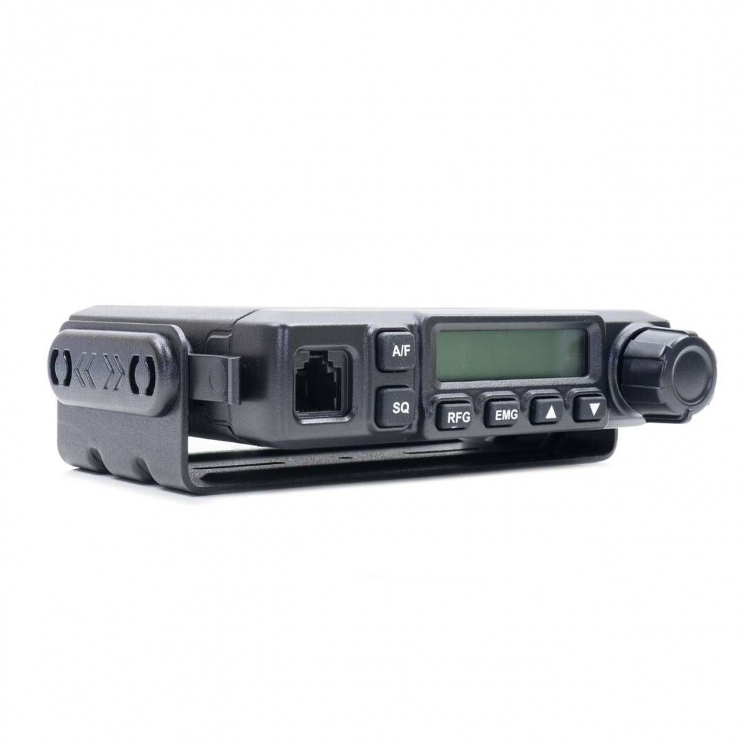Bax cu 10 bucati statie radio CB PNI Escort HP 6550 cu PNI ECH01 instalat, multistandard, 4W, AM-FM, 12V, ASQ, cu modul de ecou