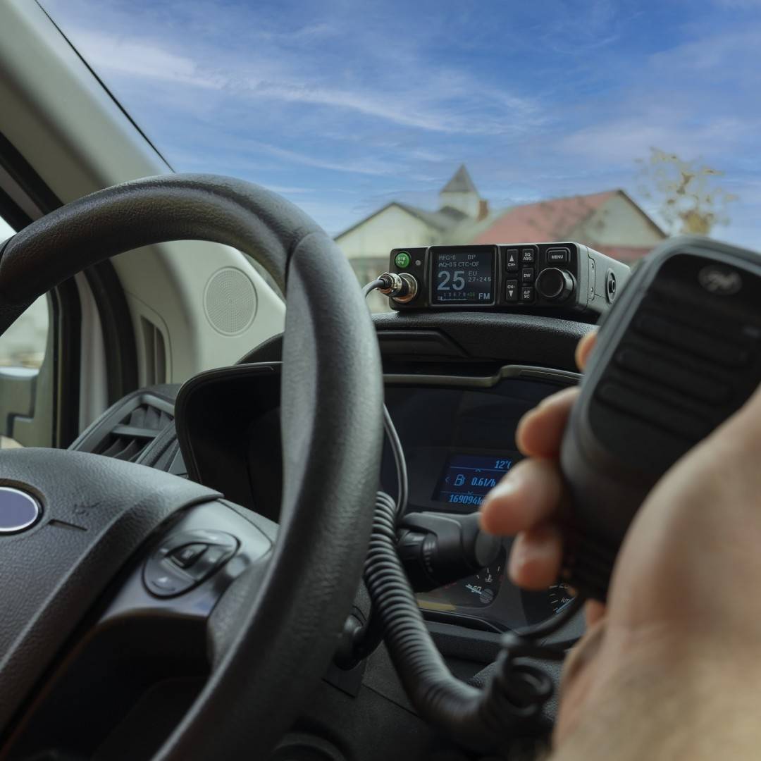 Bax cu 10 bucati statie radio CB PNI Escort HP 8900 ASQ, 12V / 24V, RF Gain, Roger Beep, CTCSS-DCS, Dual Watch AM/FM comutati doar in banda EU