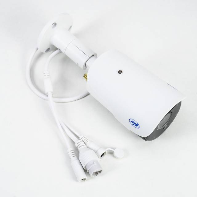 Camera supraveghere video PNI House IP52LR 2MP 1080P wireless cu IP de exterior si interior si slot microSD, mod noapte APP CamHi