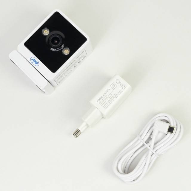 Camera supraveghere video PNI IP744 4MP cu IP, detectie miscare, audio bidirectional, slot card micro SD, unghi larg, control din aplicatie, imagine