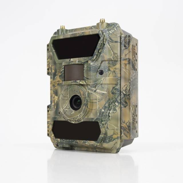 Camera vanatoare PNI Hunting 400C PRO 24MP cu Internet 4G LTE, GPS, transmite simultan video si foto pe telefon, 4 email-uri, FTP, full HD 1080P,