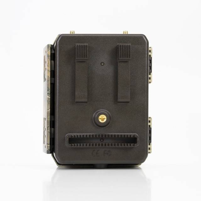 Camera vanatoare PNI Hunting 400C PRO 24MP cu Internet 4G LTE, GPS, transmite simultan video si foto pe telefon, 4 email-uri, FTP, full HD 1080P,