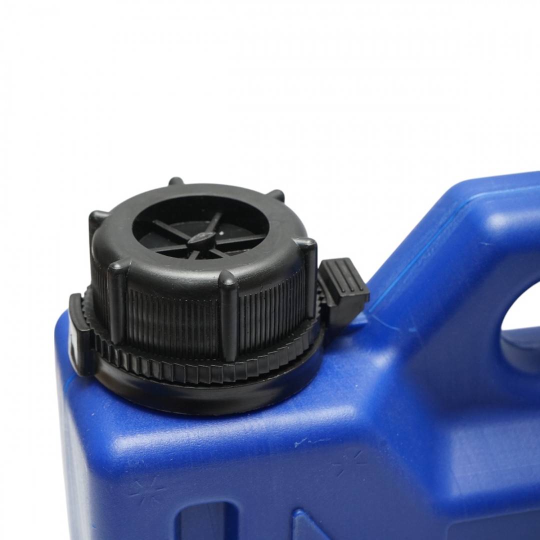 Canistra plastic 5L, dop cu blocator