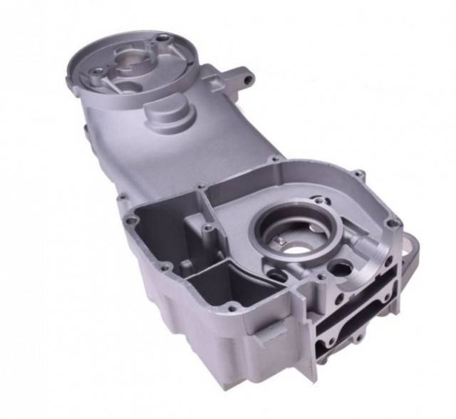 Carter stanga scuter GY6 125/150cc (410mm)