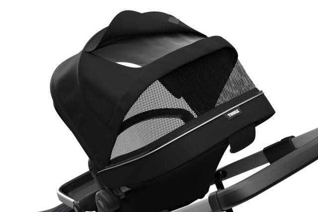 Carucior Thule SLEEK Cadru Gri si Copertina Midnight Black