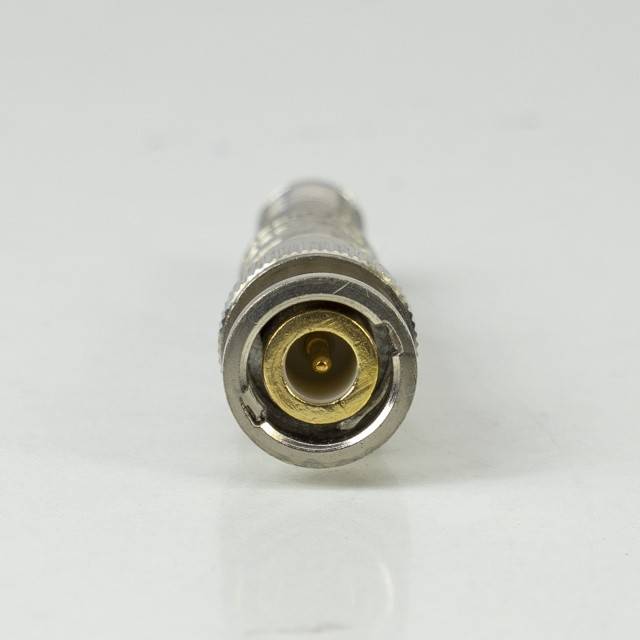 Conector BNC PNI AS011, tata
