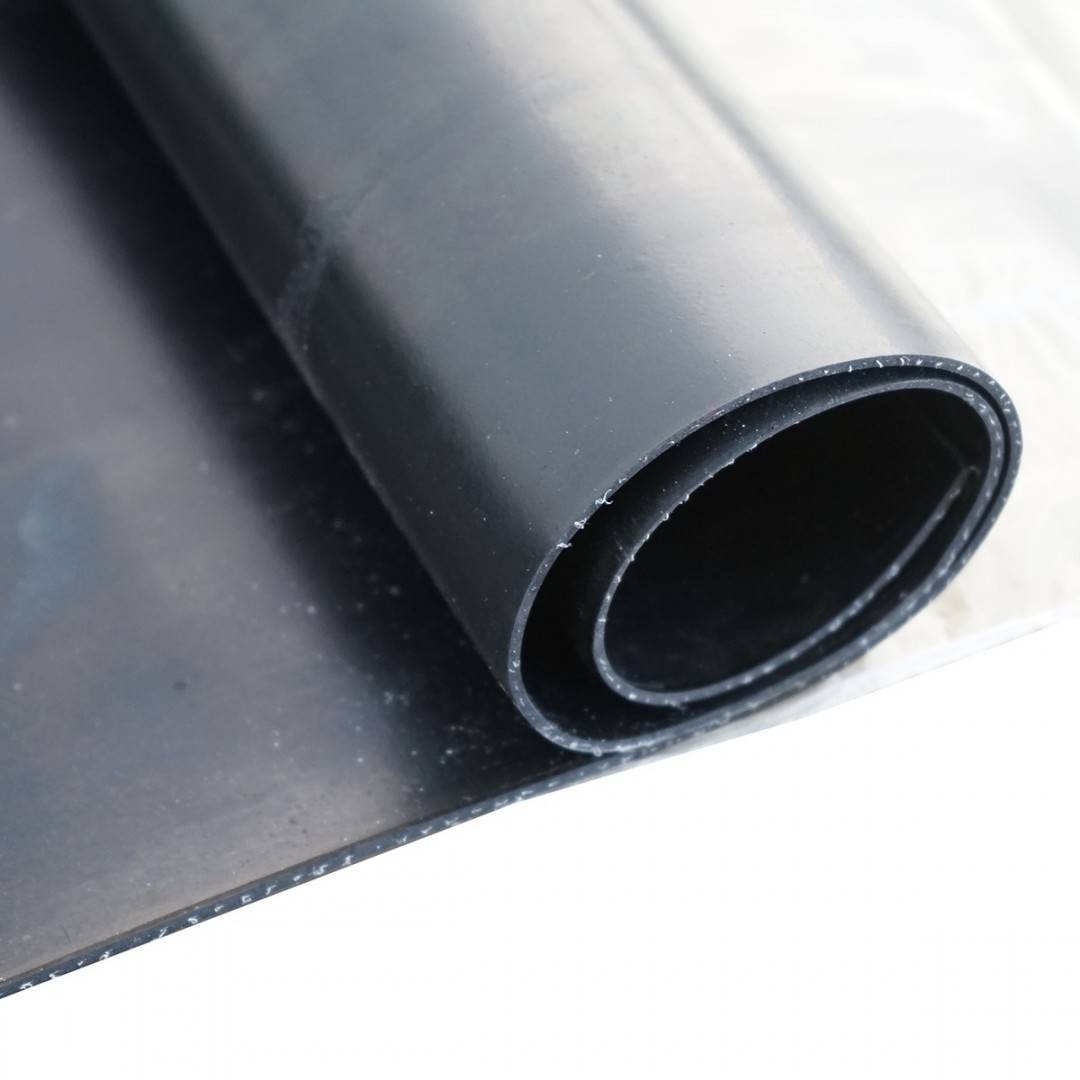 Covor cauciuc SBR+NR cu insertie textila si fara striatie LIS 3x1200x10000mm L=10m; l=1,2m; G=3mm