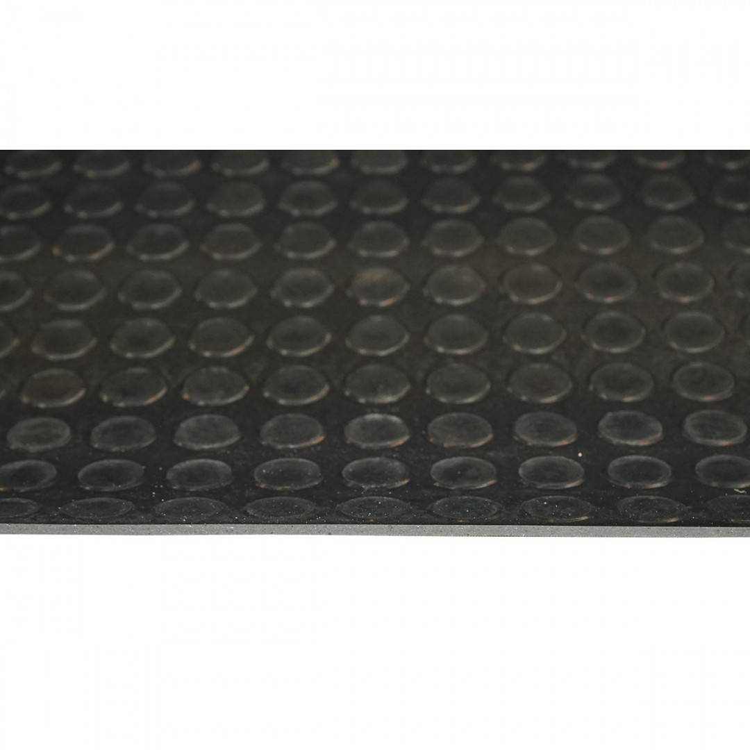 Covor cauciuc SBR+NR fara insertie textila si cu striatie 3x1400x10000mm L=10m; l=1,4m; G=3mm