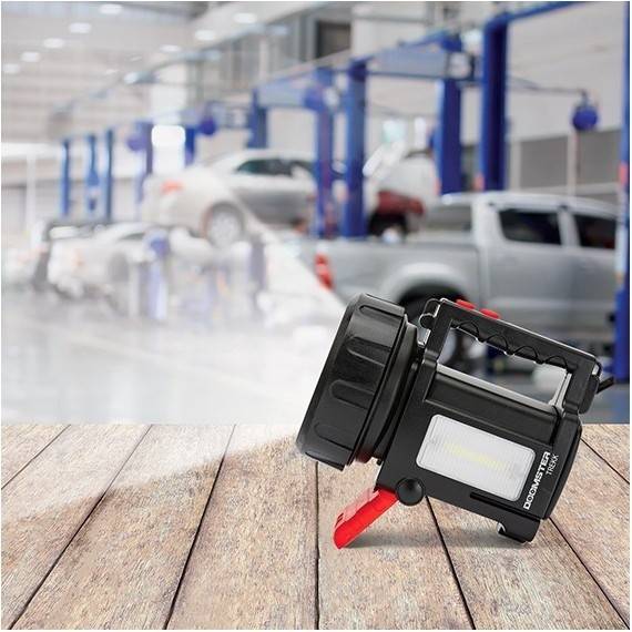 DOOMSTER TREKK: Proiector LED reincarcabil 10W cu doua laterale tip lanterna. Power bank USB