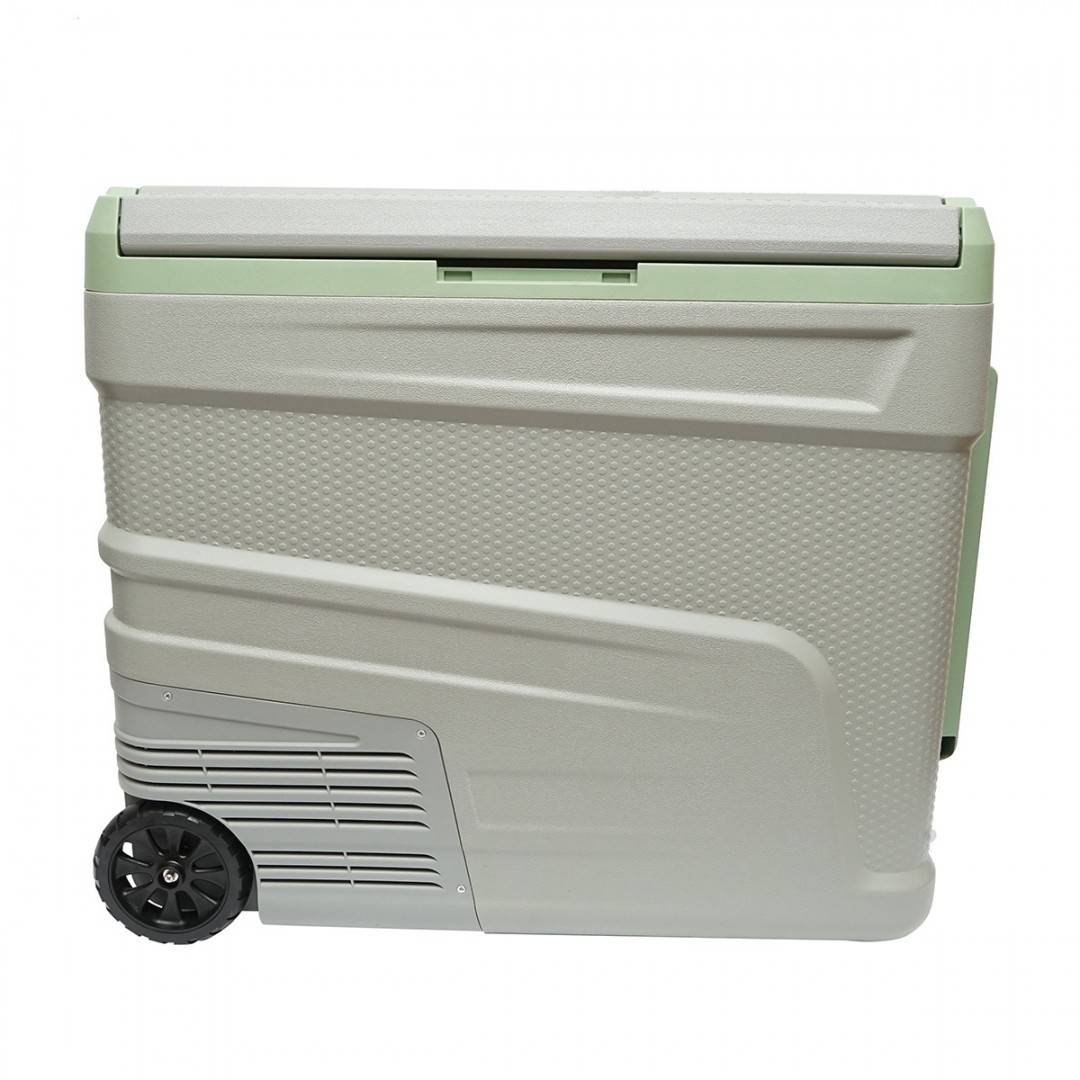 Frigider auto cu compresor 60W, capacitate 64.2L, tensiune alimentare 12-24-220V, ecran LCD, USB, 692x416x585mm G65 AUTOSPEED