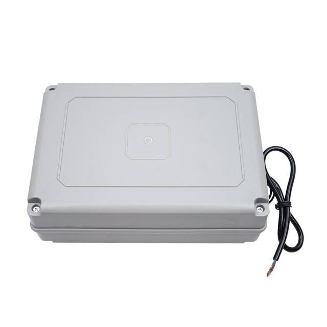 Kit automatizare porti batante PNI MAB300LR, cu 2 motoare 40W, telecomenzi si panou de control, fotocelule si lampa, lungime poarta 2 x 2.5m max,