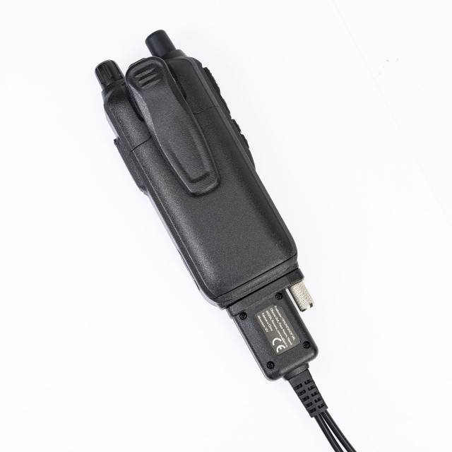 Kit Statie radio CB portabila PNI Escort HP 82, multi standard, 4W, 12V, AM-FM cu antena CB PNI Extra 48