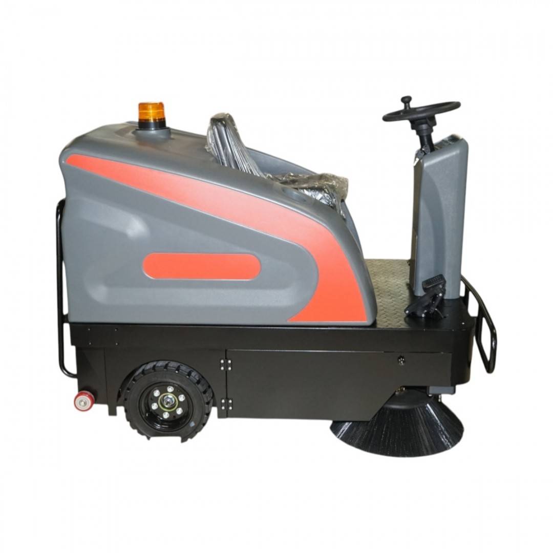 Masina de maturat stradala cu aspirare 48V/80Ah, 2.2kW, latime maturare 1380mm, cos colectare 120L, productivitate 8000 mp/h