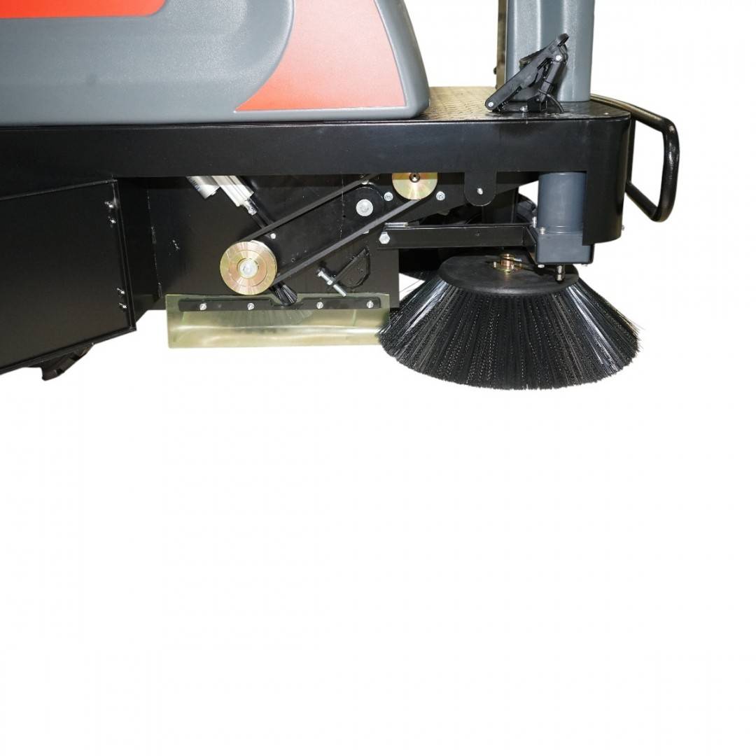 Masina de maturat stradala cu aspirare 48V/80Ah, 2.2kW, latime maturare 1380mm, cos colectare 120L, productivitate 8000 mp/h