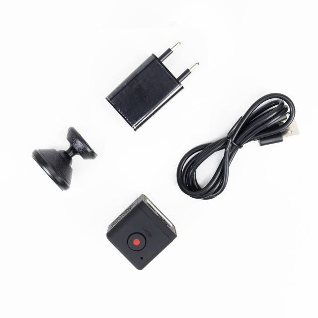 Mini camera de supraveghere spion PNI SafeHome PT945M 1080P WiFi, control prin Tuya Smart, integrare in scenarii si automatizari smart cu alte
