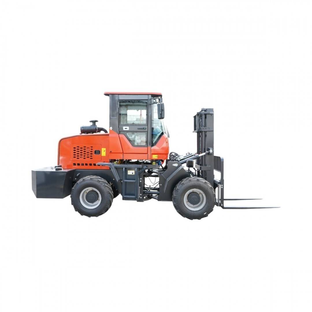 Motostivuitor 3.5T 4x4 OFF ROAD, motor diesel 50CP (37kW), inaltime ridicare 3m, roti 23.5/70-16