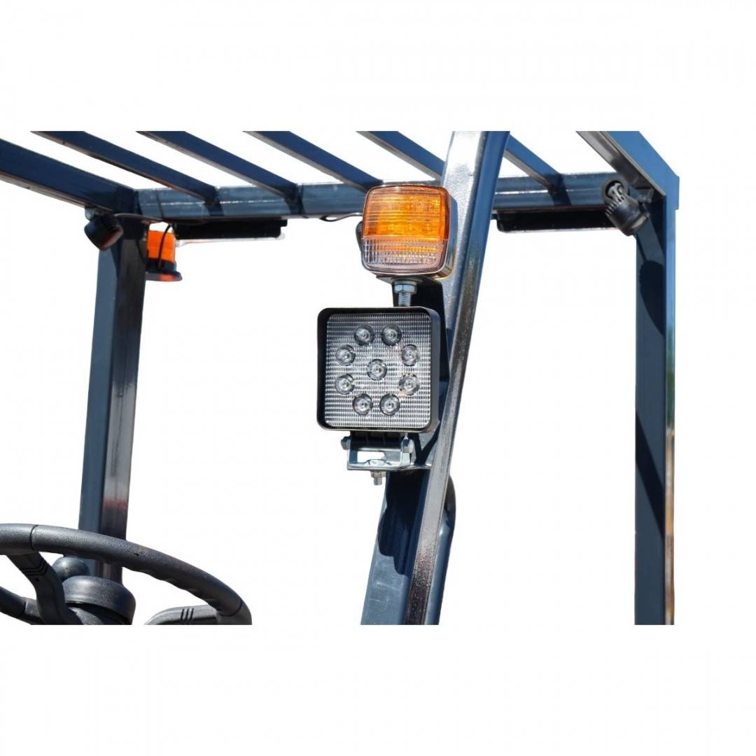 Motostivuitor 3T diesel 45kW, duplex 3m cu translatie laterala, furci 1220x125x45mm
