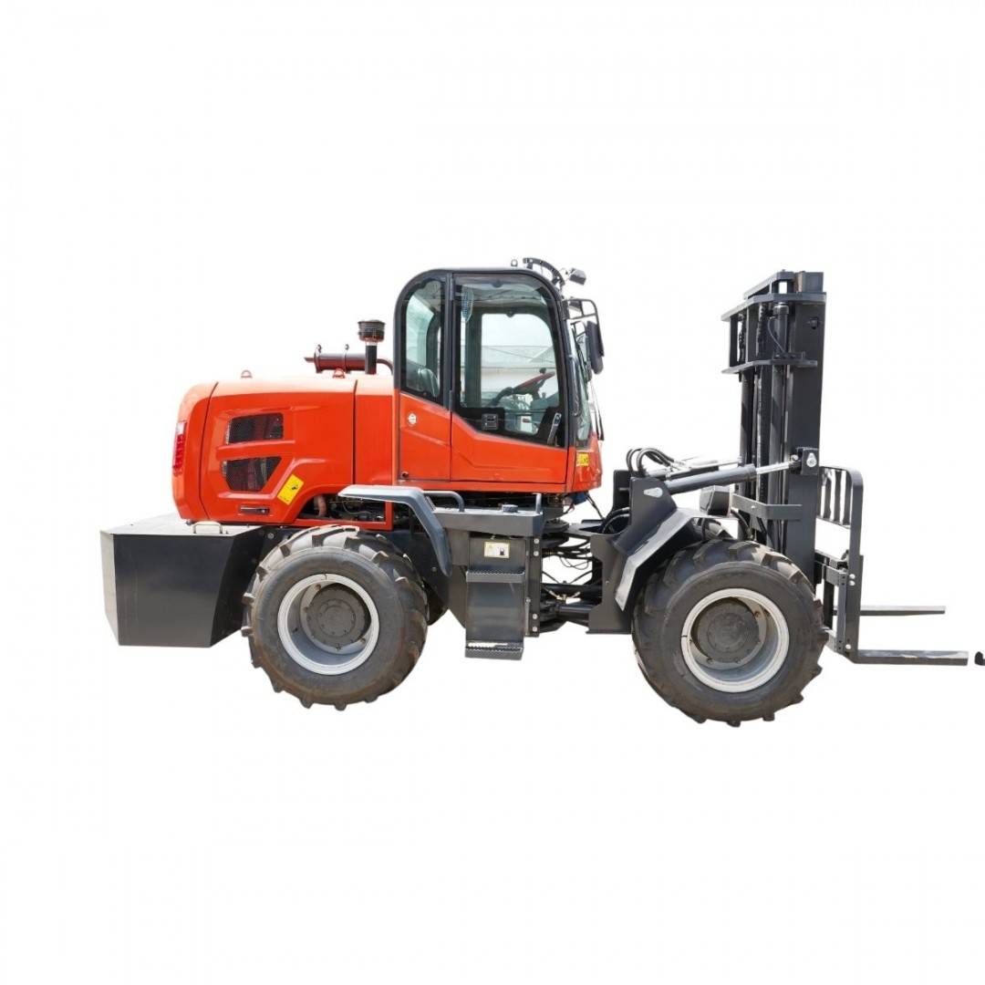 Motostivuitor 5T 4x4 OFF ROAD, motor diesel 100CP (70kW), inaltime ridicare 3m, roti 16/70-20