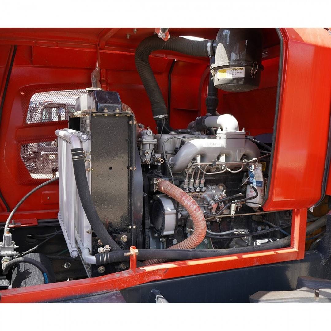 Motostivuitor 5T 4x4 OFF ROAD, motor diesel 100CP (70kW), inaltime ridicare 3m, roti 16/70-20