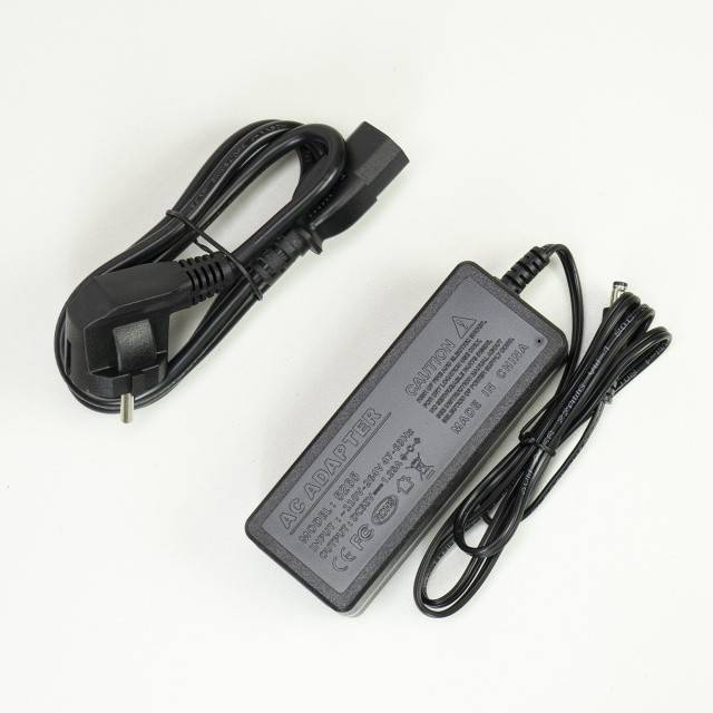 NVR POE PNI House IP810 cu 10 canale 4K 8MP, 4 canale POE si 6 canale IP functii AI