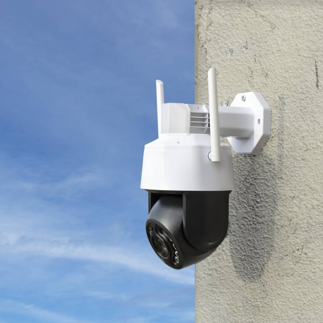 Pachet camera supraveghere video wireless PNI House IP575 si panou solar fotovoltaic PNI PSF6020A