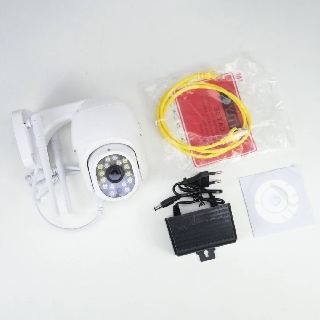 Pachet camera supraveghere video wireless PNI IP440 si panou solar fotovoltaic PNI PSF6020A