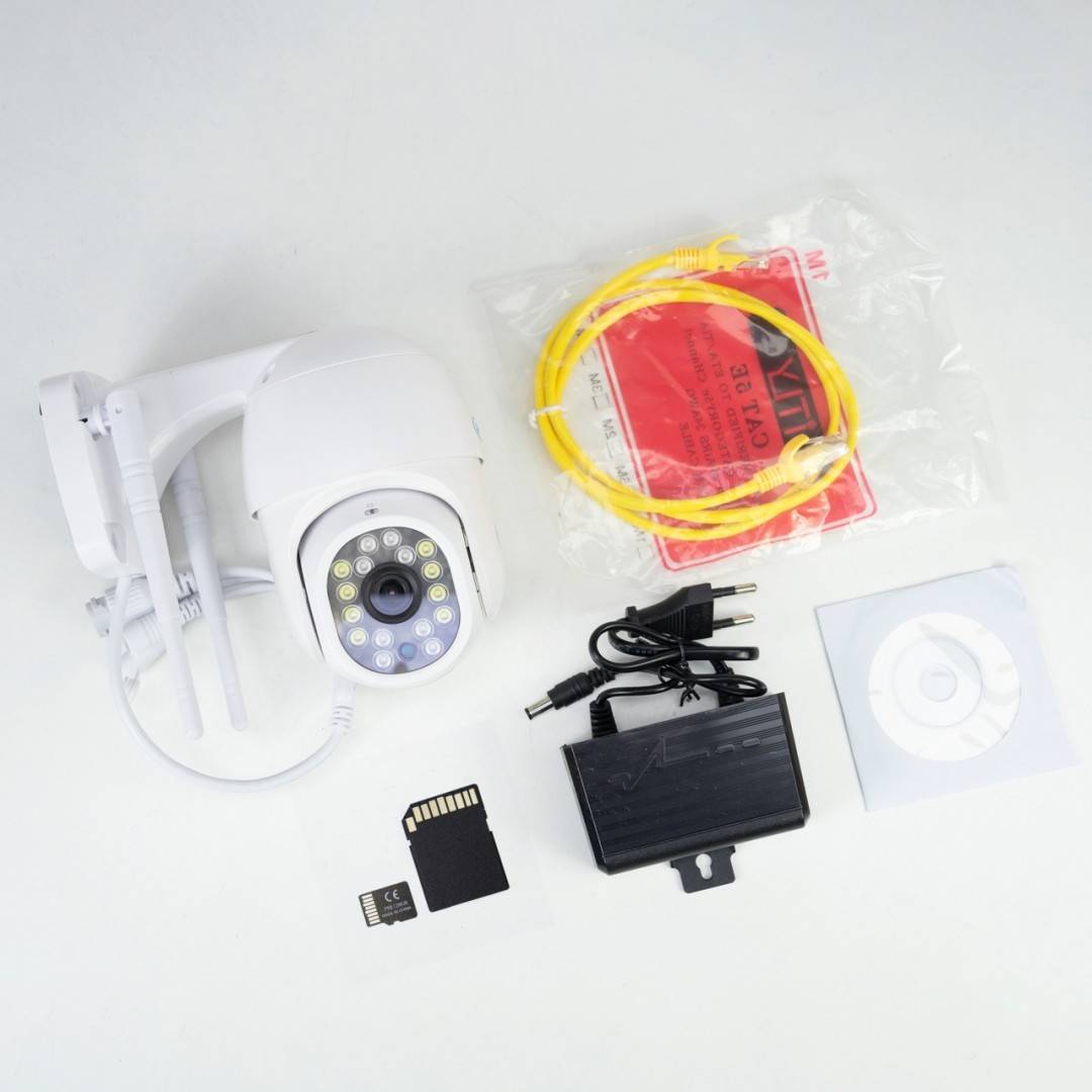 Pachet Camera supraveghere video wireless PNI IP440 WiFi, PTZ, 4MP si card de memorie MicroSD PNI 128GB inclus
