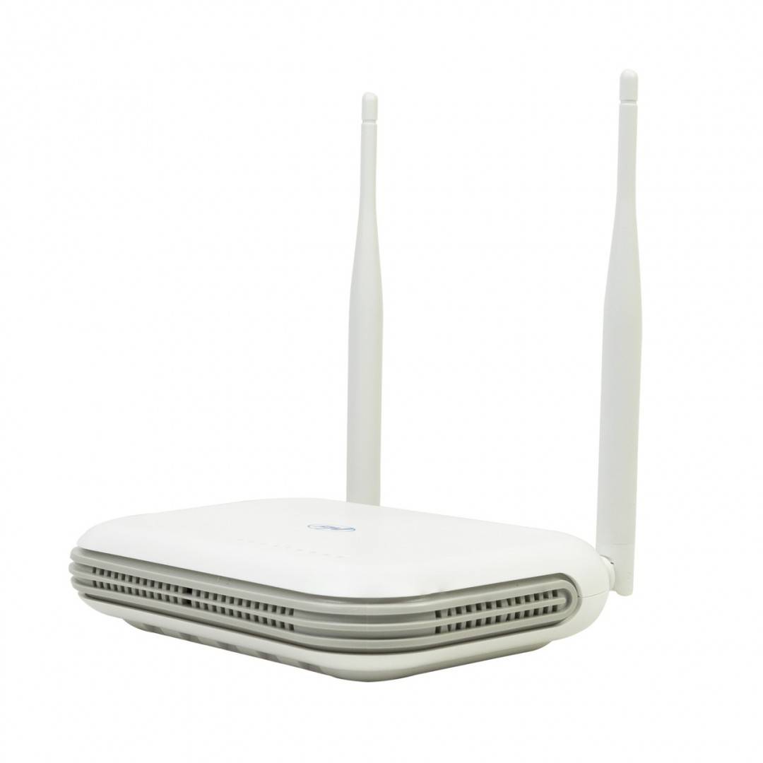 Pachet NVR wireless PNI House WIFI800, 8 canale 5MP sau 4 canale 4K 8MP, prompt vocal si card de memorie MicroSD PNI 128GB inclus