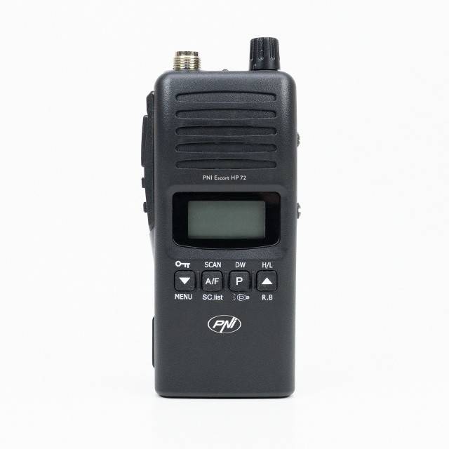 Pachet Statie radio CB PNI Escort HP 72 cu adaptor alimentare 12V-24V si antena exterioara