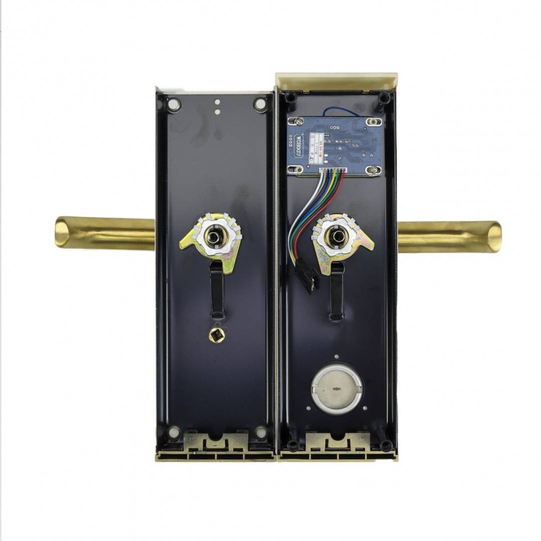 Pachet Yala control acces hotelier PNI CH2000L Gold si Intrerupator cu card PNI ES100