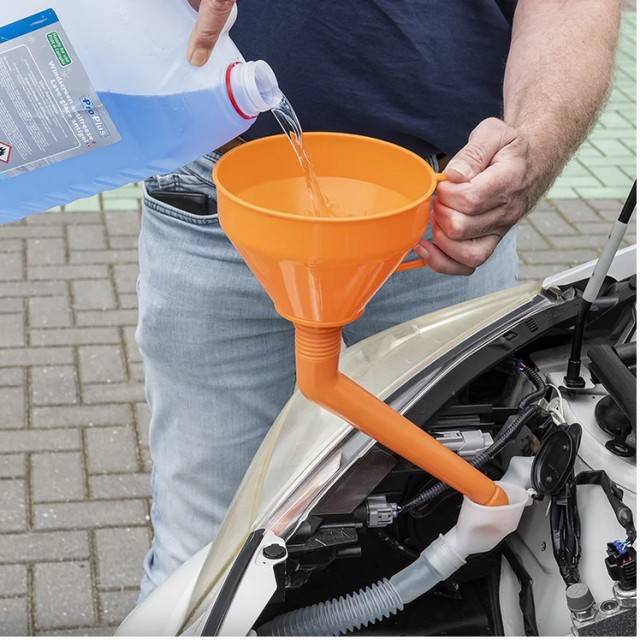 Palnie combustibil plastic cu prelungire