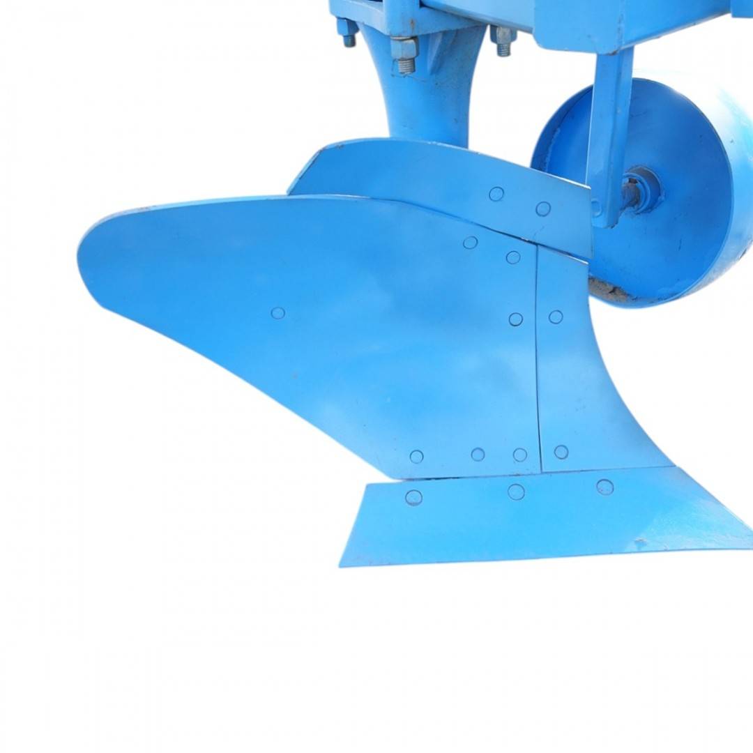 Plug agricol reversibil hidraulic tractor 15-25 CP, 1 trupita, cormane pline Konig Traktoren