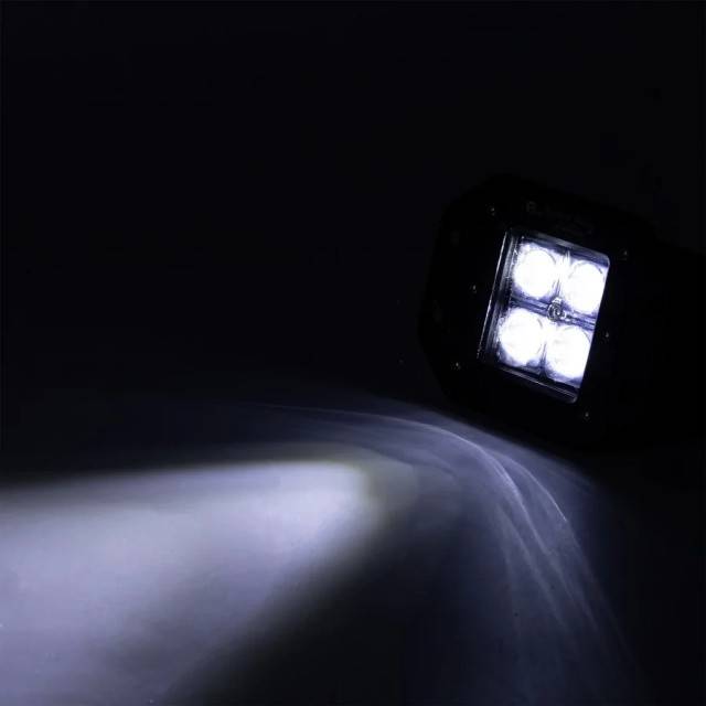Proiector 4 LED uri 12/24V