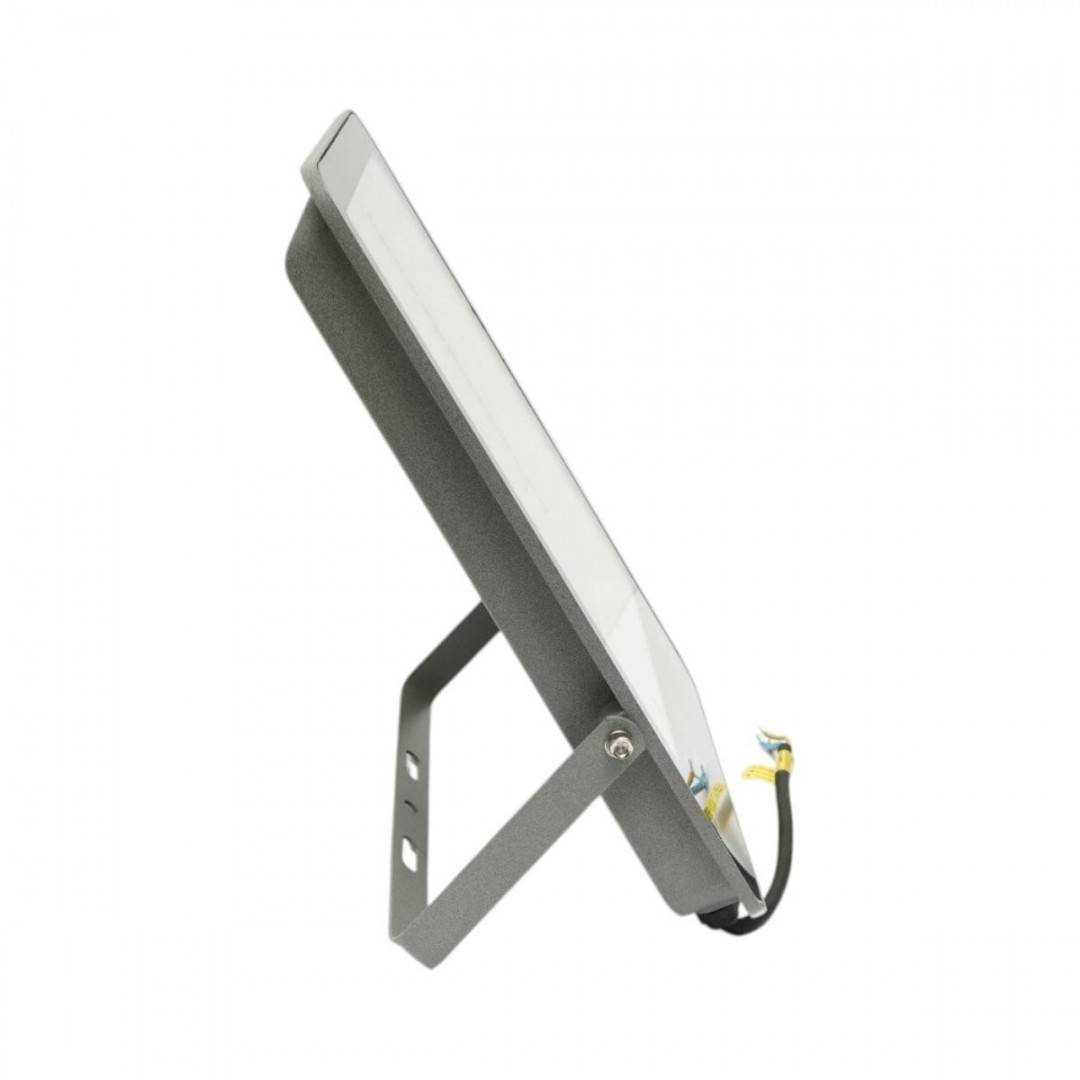 Proiector LED 200W, 220V, 6500K, 18000lm tip Flood 325x270x32mm IP66 Breckner Germany