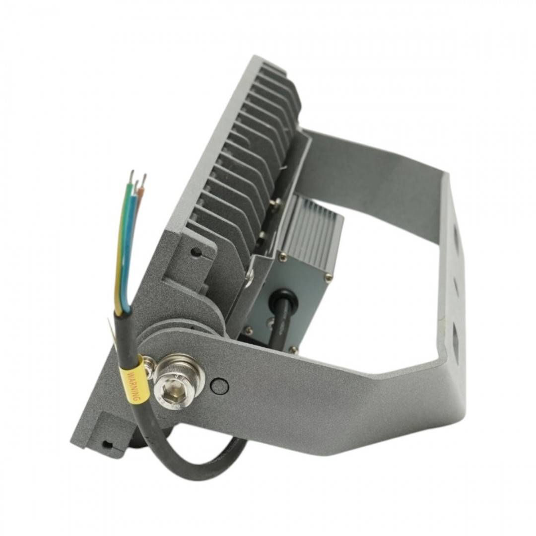 Proiector LED modular 100W, 100-265V, 6500K, 13000lm tip Flood 300x100x75mm IP66 Breckner Germany
