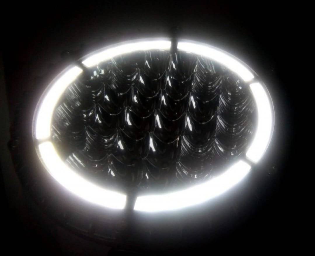 Proiector LED rotund cu pozitie 68W