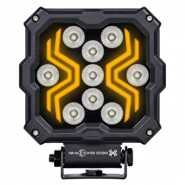 Proiector LED X-SPIDER 2