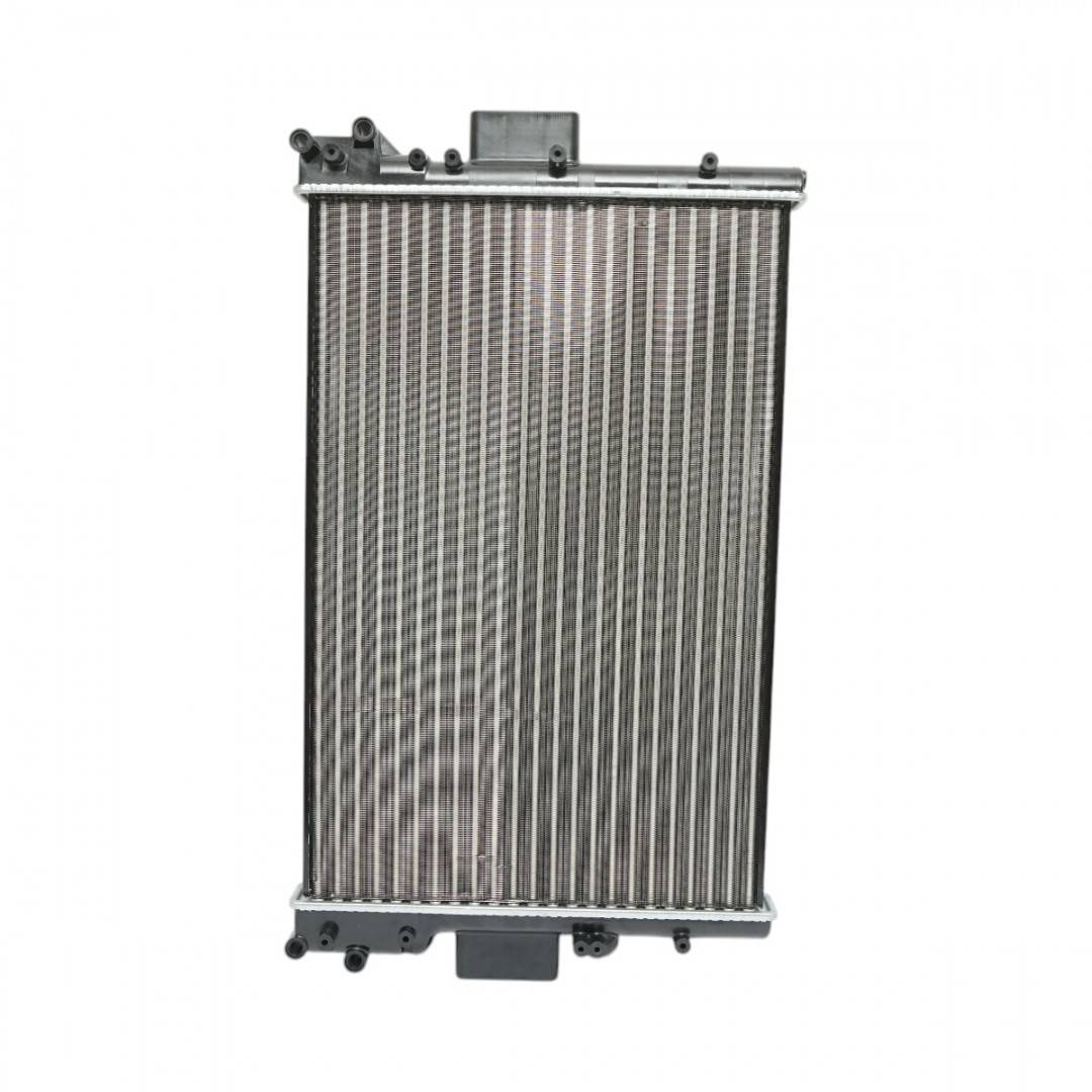 Radiator racire apa Iveco Daily II, Daily III 810x455mm cod OEM 5901797017590, 500396429, 504039041, 500303392, 504008108, FT55107