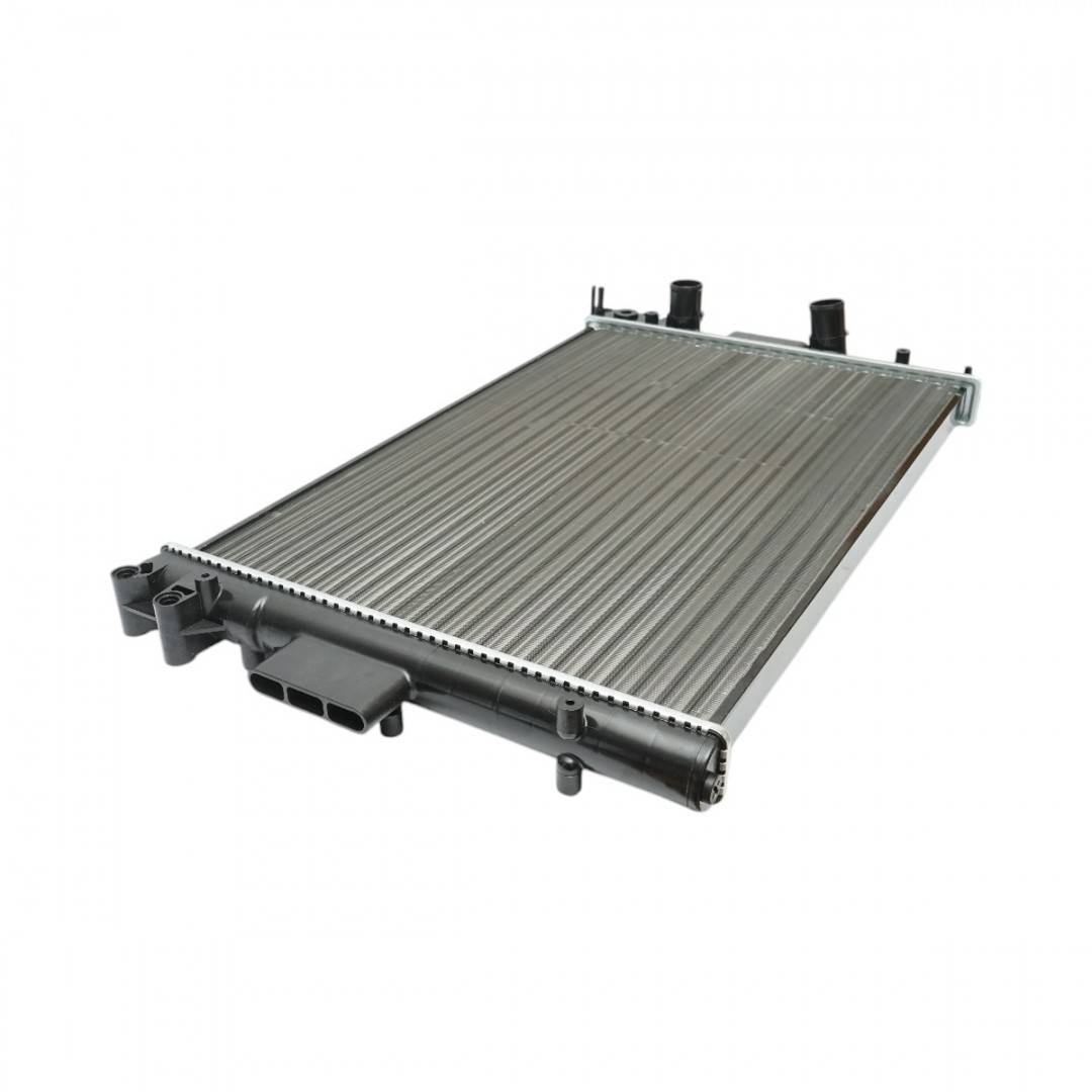 Radiator racire apa Iveco Daily II, Daily III 810x455mm cod OEM 5901797017590, 500396429, 504039041, 500303392, 504008108, FT55107