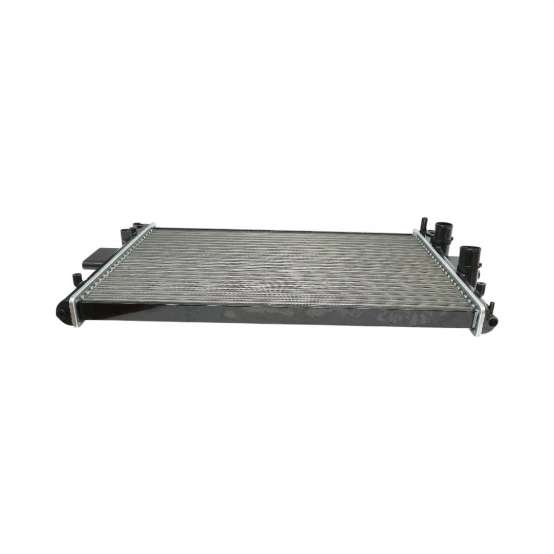 Radiator racire apa Iveco Daily II, Daily III 810x455mm cod OEM 5901797017590, 500396429, 504039041, 500303392, 504008108, FT55107