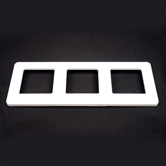 Rama tripla PNI WS3 pentru intrerupator sau priza inteligenta PNI SmartHome