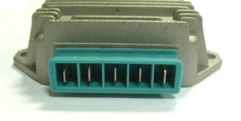 Regulator tensiune scuter Piaggio (5pini)