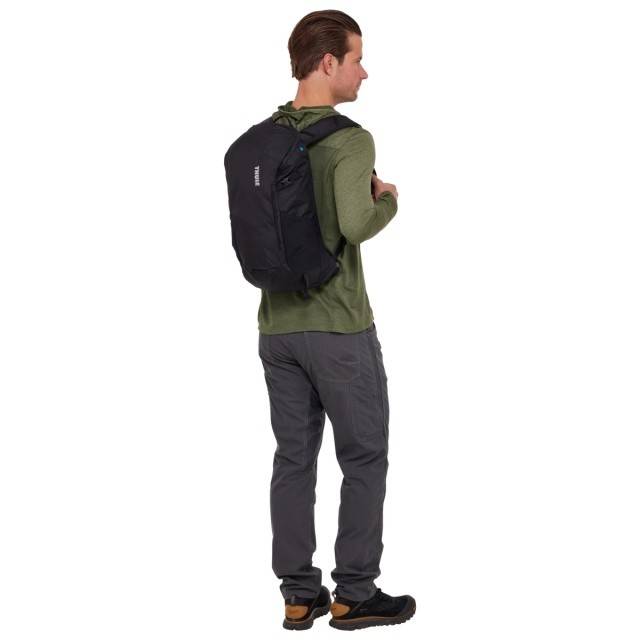 Rucsac cu husa protectie Thule AllTrail 18L, Negru