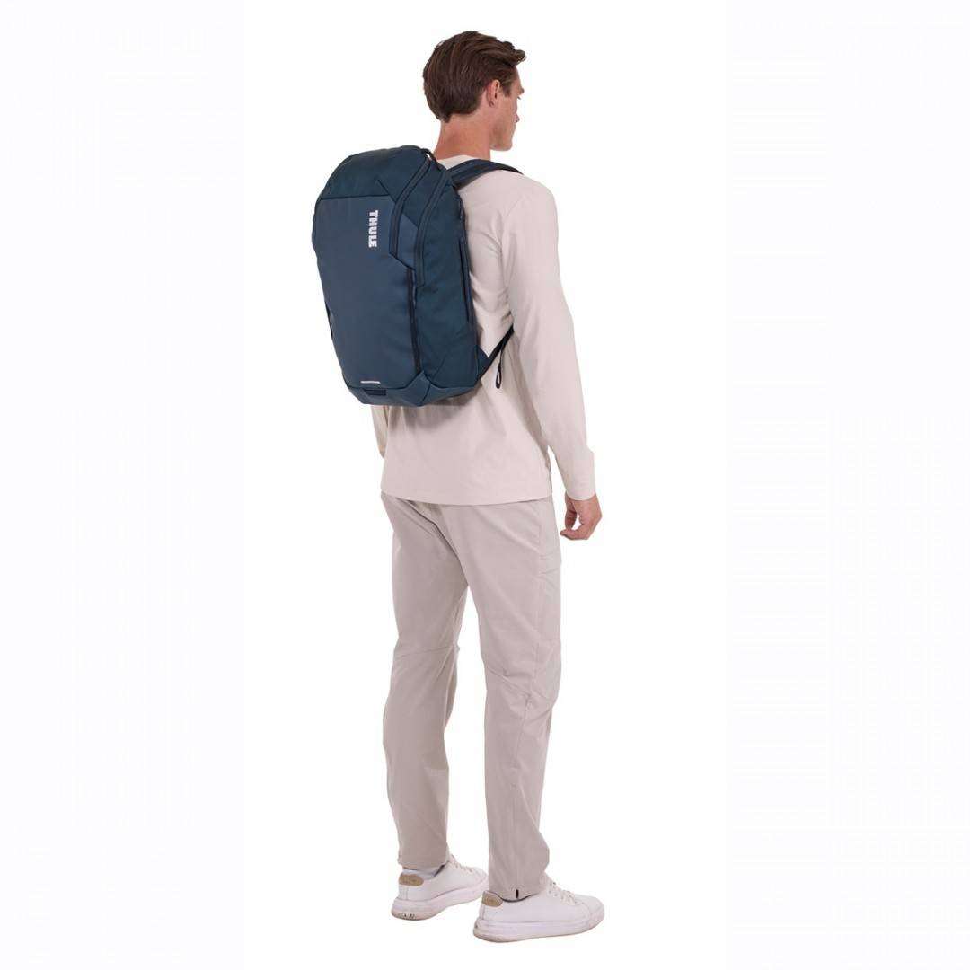 Rucsac urban cu compartiment laptop, Thule, Chasm, 26L, Darkest Blue