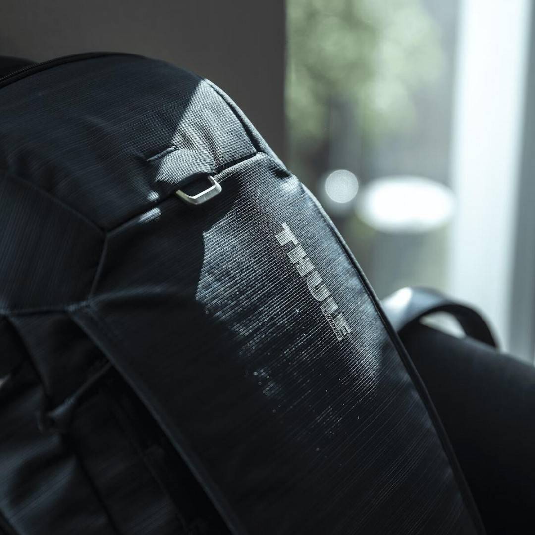 Rucsac urban cu compartiment laptop, Thule, Construct, 24L, Carbon Blue, model 2026